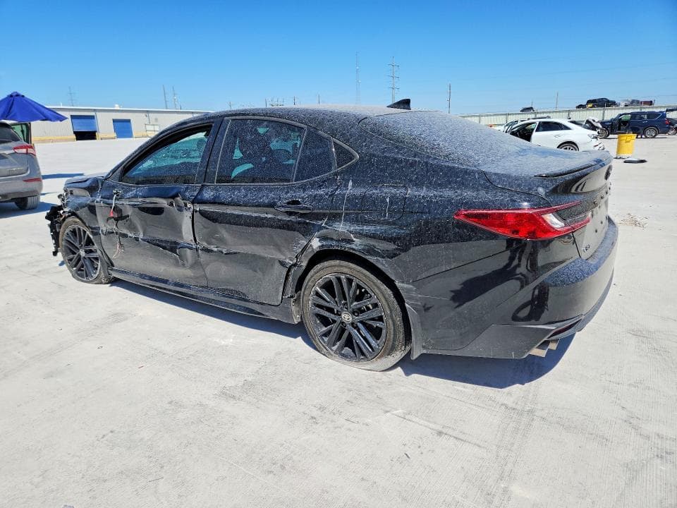 2025 TOYOTA CAMRY SE 2