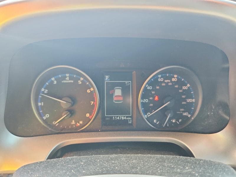 2017 TOYOTA RAV4 XLE 9
