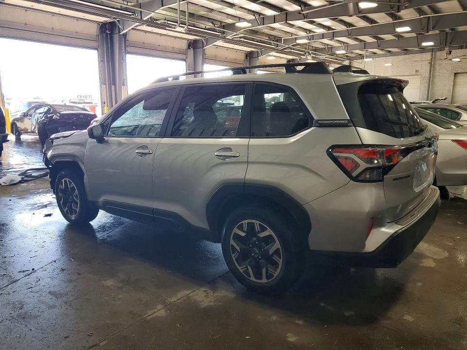 2025 SUBARU FORESTER PREMIUM 2