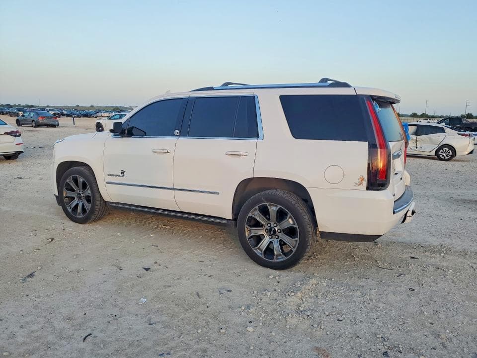2017 GMC YUKON DENALI 2
