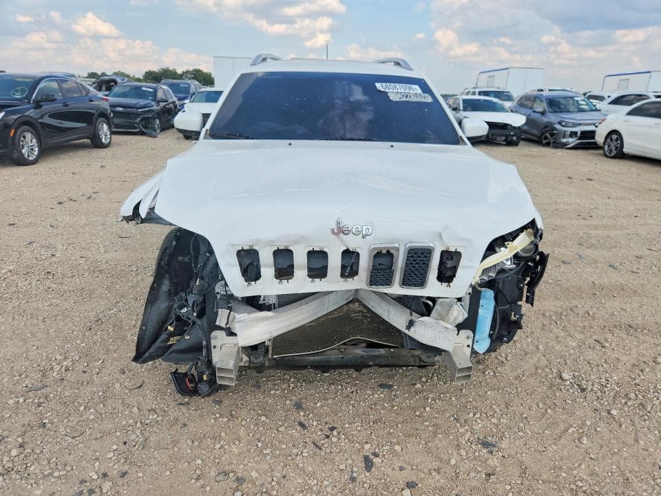 2019 JEEP CHEROKEE LATITUDE 5