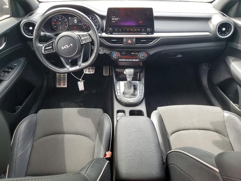 2024 KIA FORTE GT LINE 8