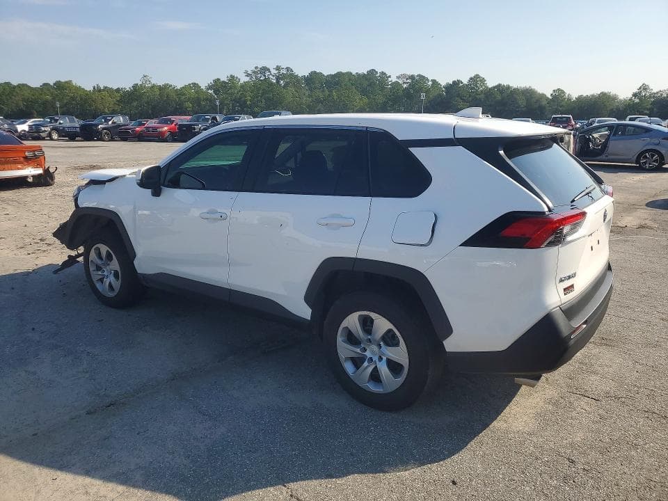 2022 TOYOTA RAV4 LE 2