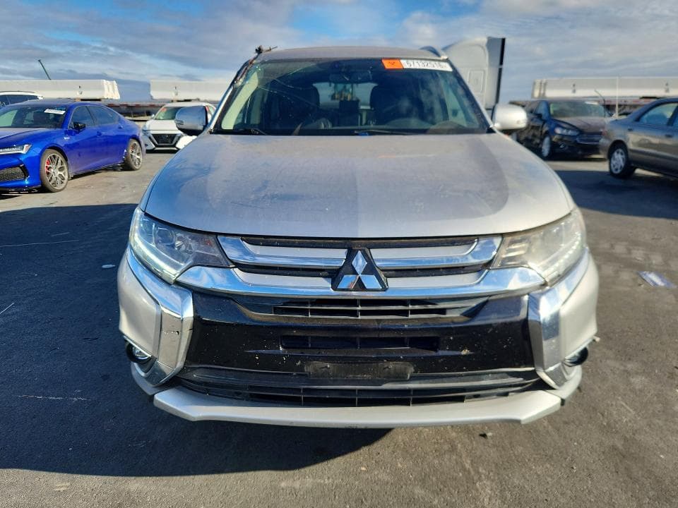 2018 MITSUBISHI OUTLANDER SE 5
