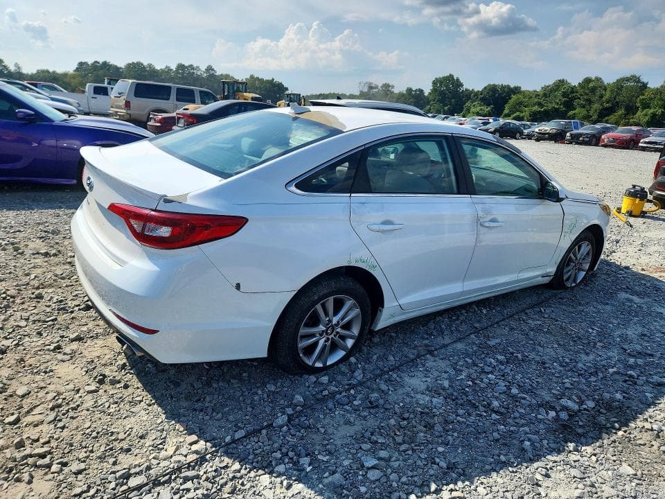 2017 HYUNDAI SONATA SE 3