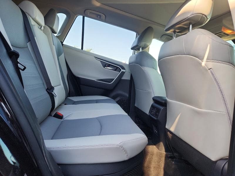 2021 TOYOTA RAV4 LIMITED 11