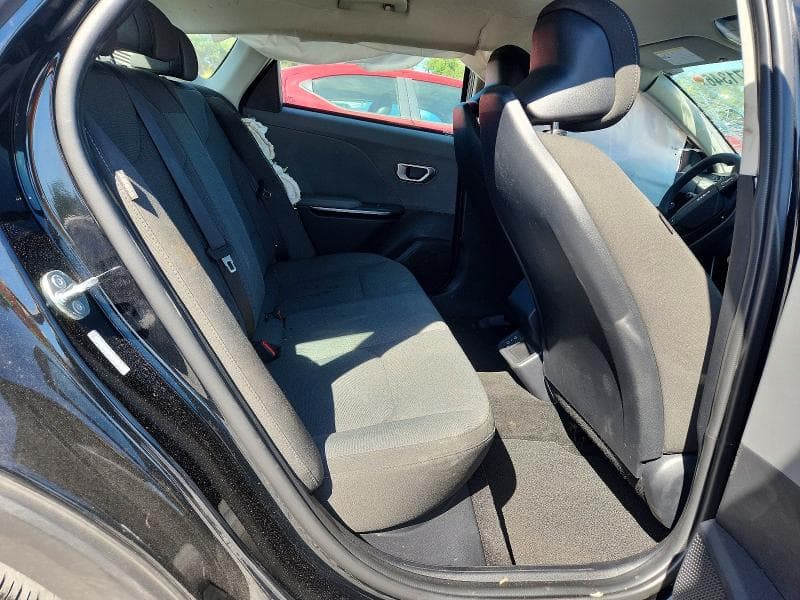 2025 KIA K4 LXS 10