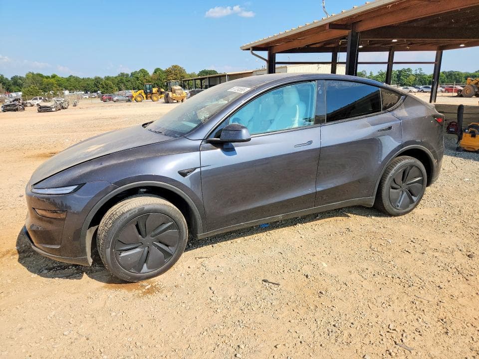 2026 TESLA MODEL Y - 1