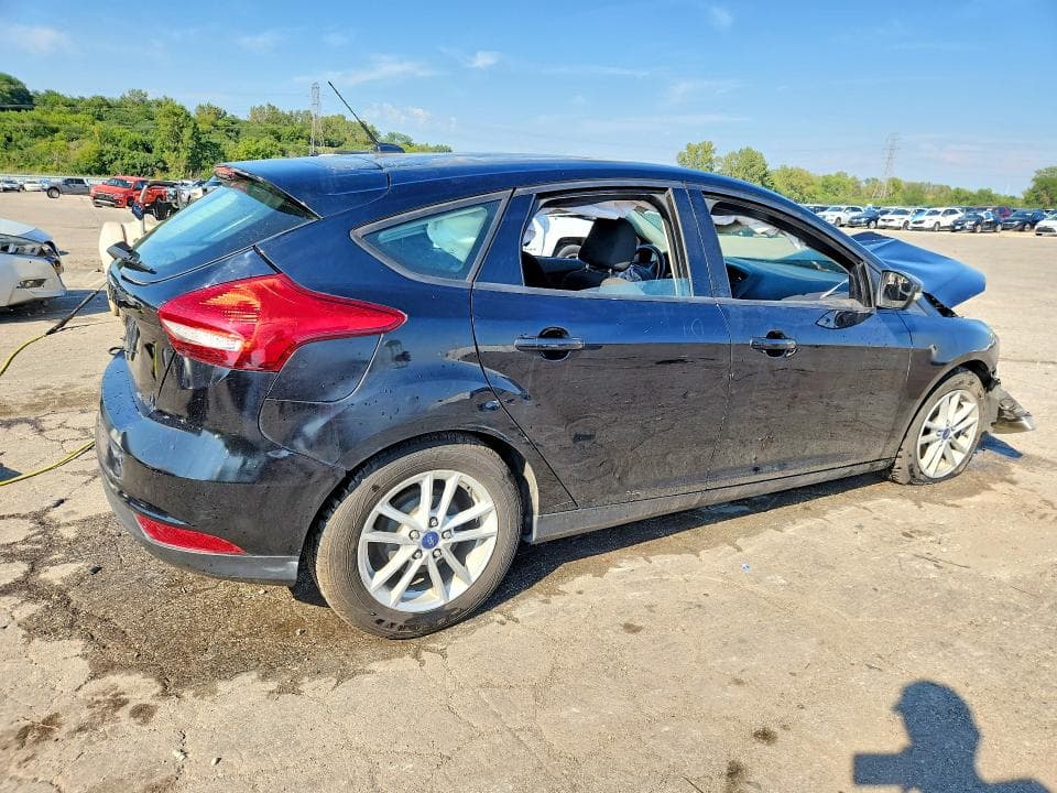 2017 FORD FOCUS SE 3