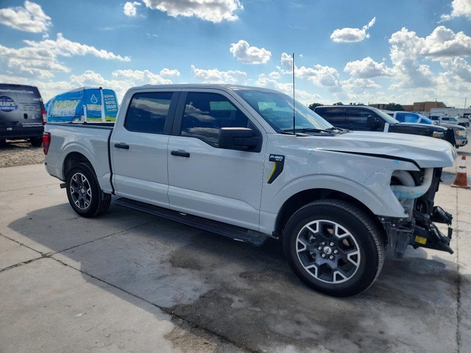 2024 FORD F150 STX 4