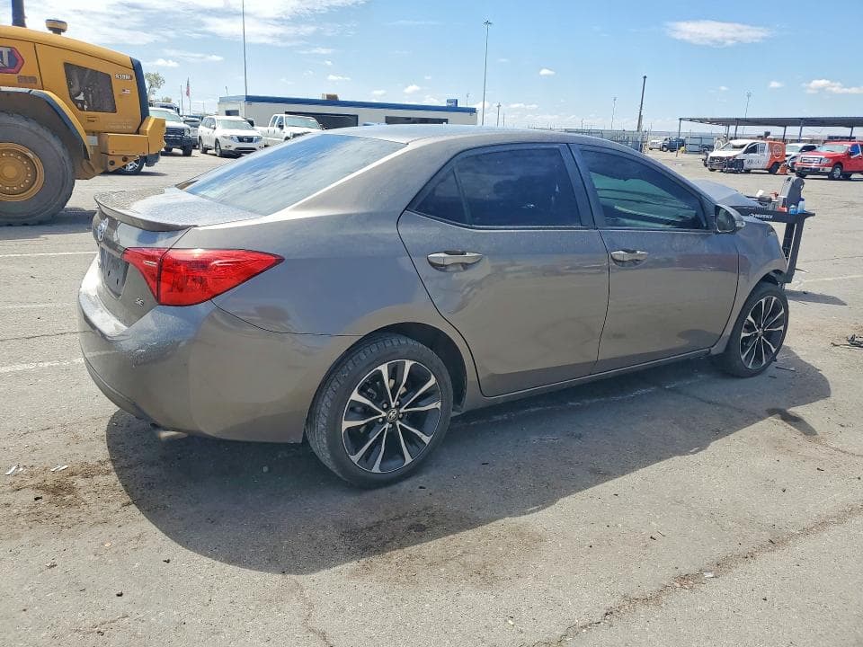 2019 TOYOTA COROLLA SE 3