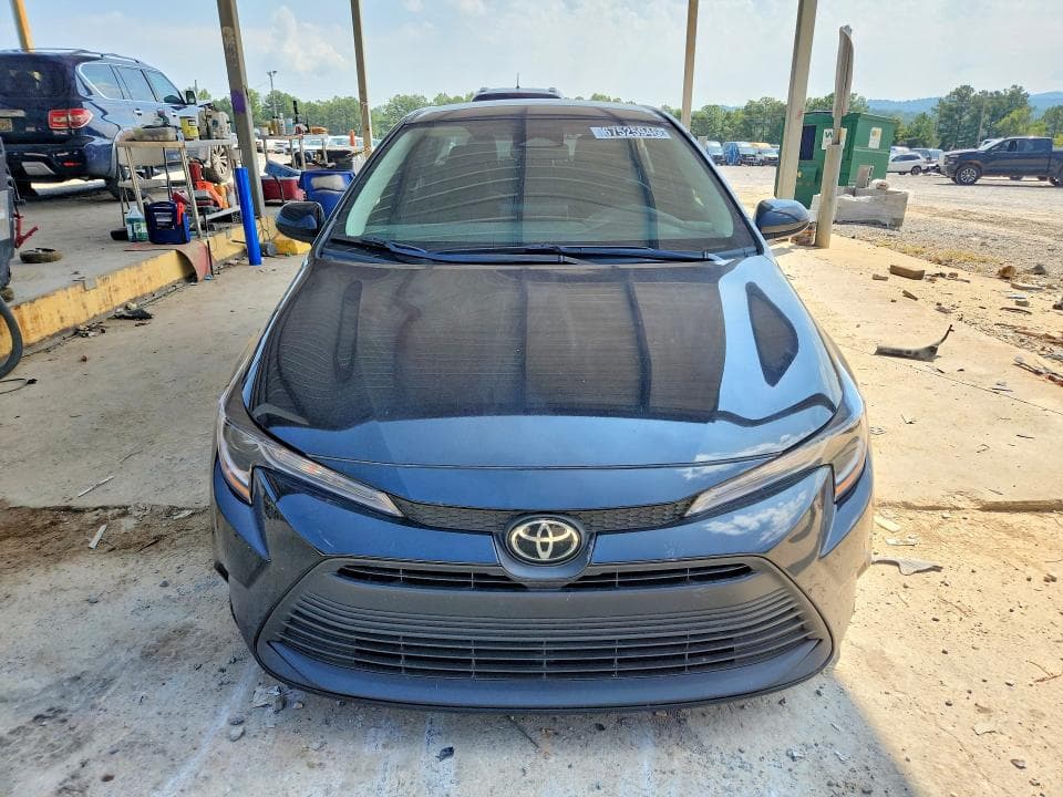 2026 TOYOTA COROLLA LE 5