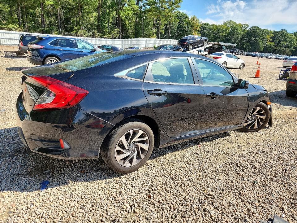 2018 HONDA CIVIC EX 3