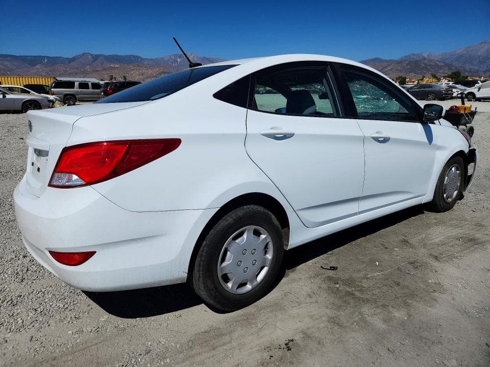 2017 HYUNDAI ACCENT SE 3
