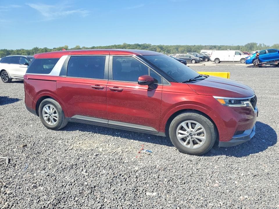 2023 KIA CARNIVAL LX 4
