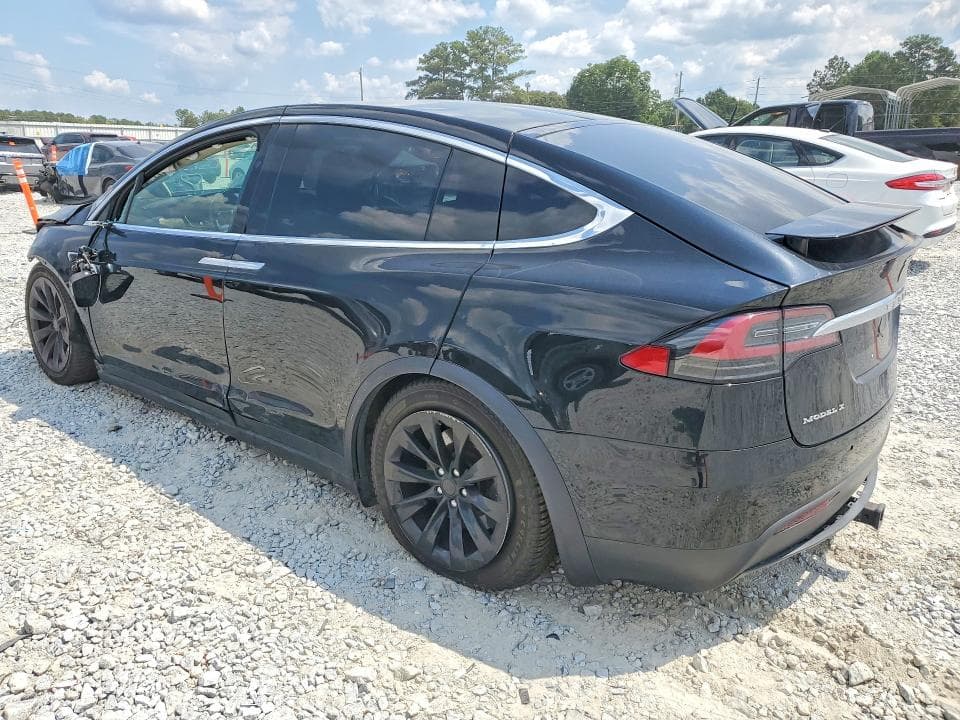 2018 TESLA MODEL X 2