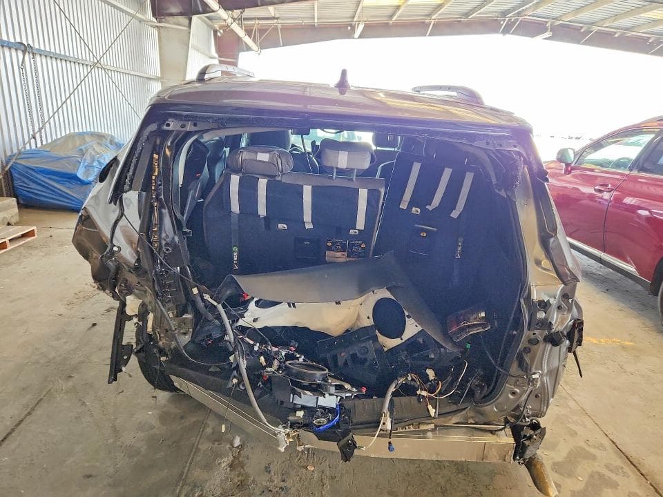 2026 TOYOTA SIENNA LE 6