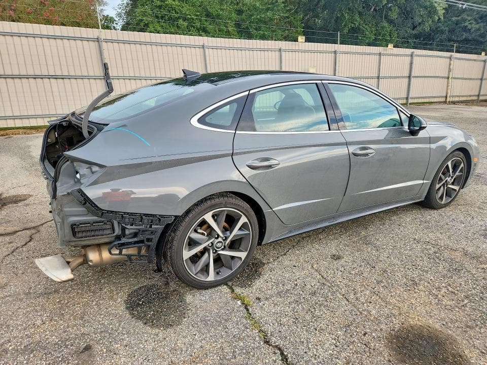 2022 HYUNDAI SONATA SEL PLUS 3