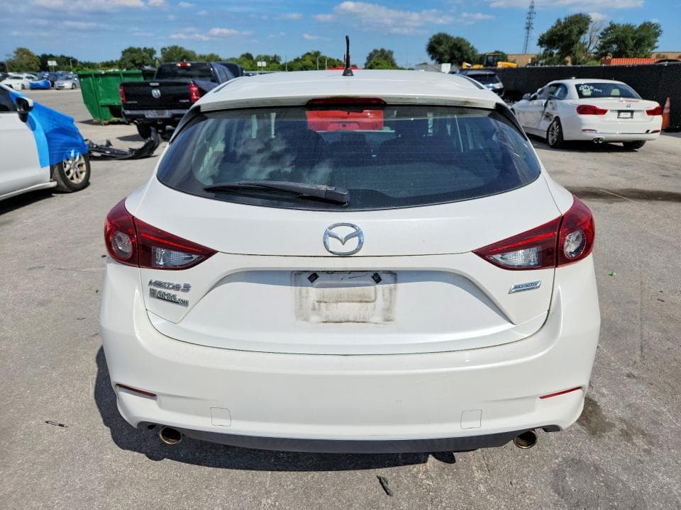 2018 MAZDA 3 TOURING 6