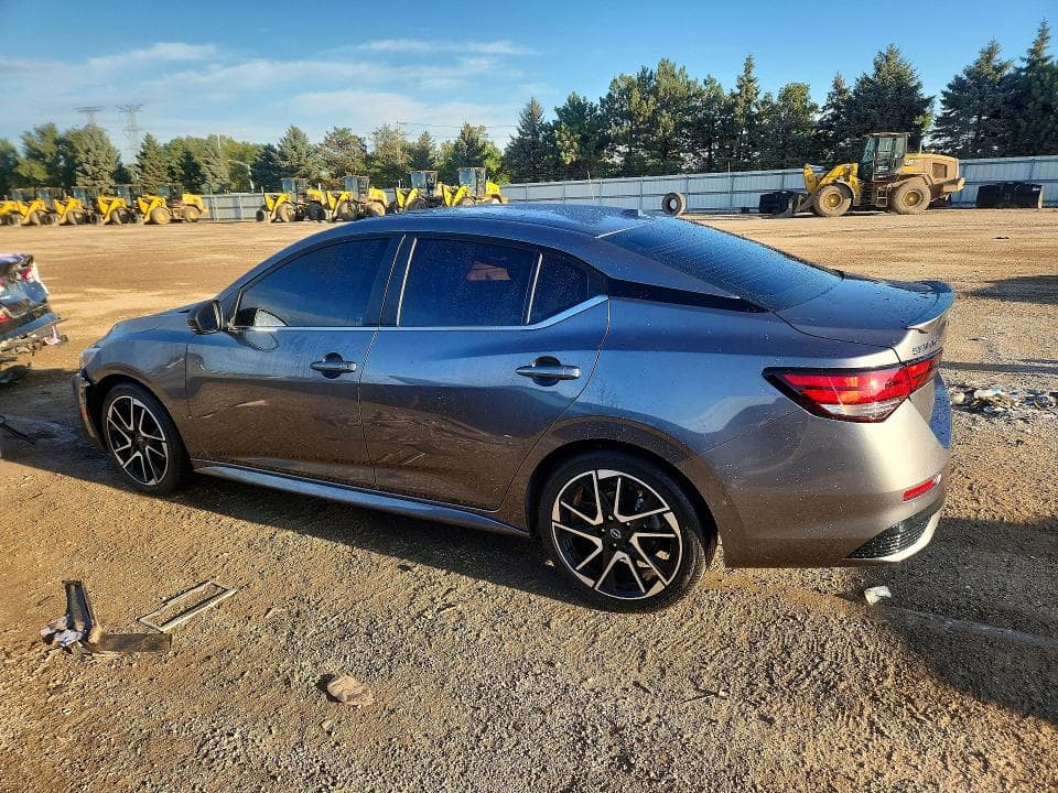 2025 NISSAN SENTRA SR 2