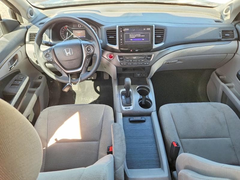 2017 HONDA PILOT EX 8