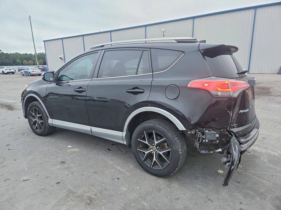 2017 TOYOTA RAV4 SE 2