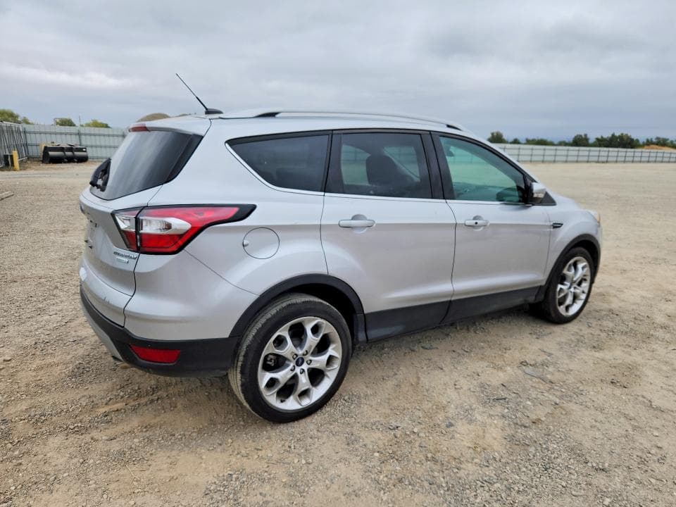 2017 FORD ESCAPE TITANIUM 3