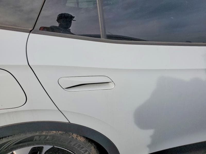 2022 VOLKSWAGEN ID.4 PRO 10