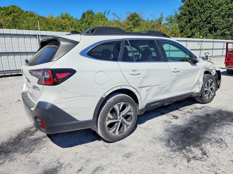 2022 SUBARU OUTBACK LIMITED 3