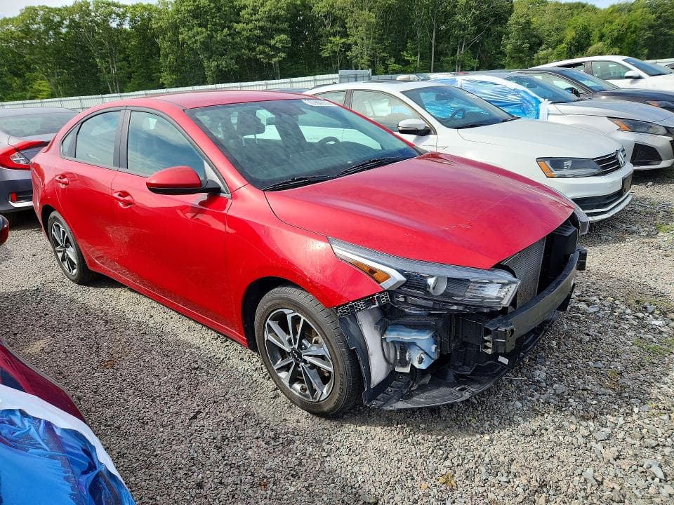 2024 KIA FORTE LXS 4