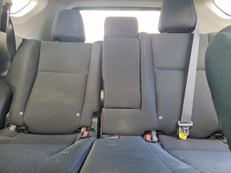 2017 TOYOTA RAV4 LE 10