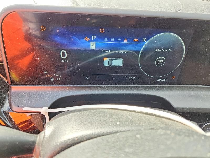 2024 KIA SELTOS S 9