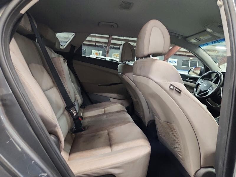 2017 HYUNDAI TUCSON SE 11