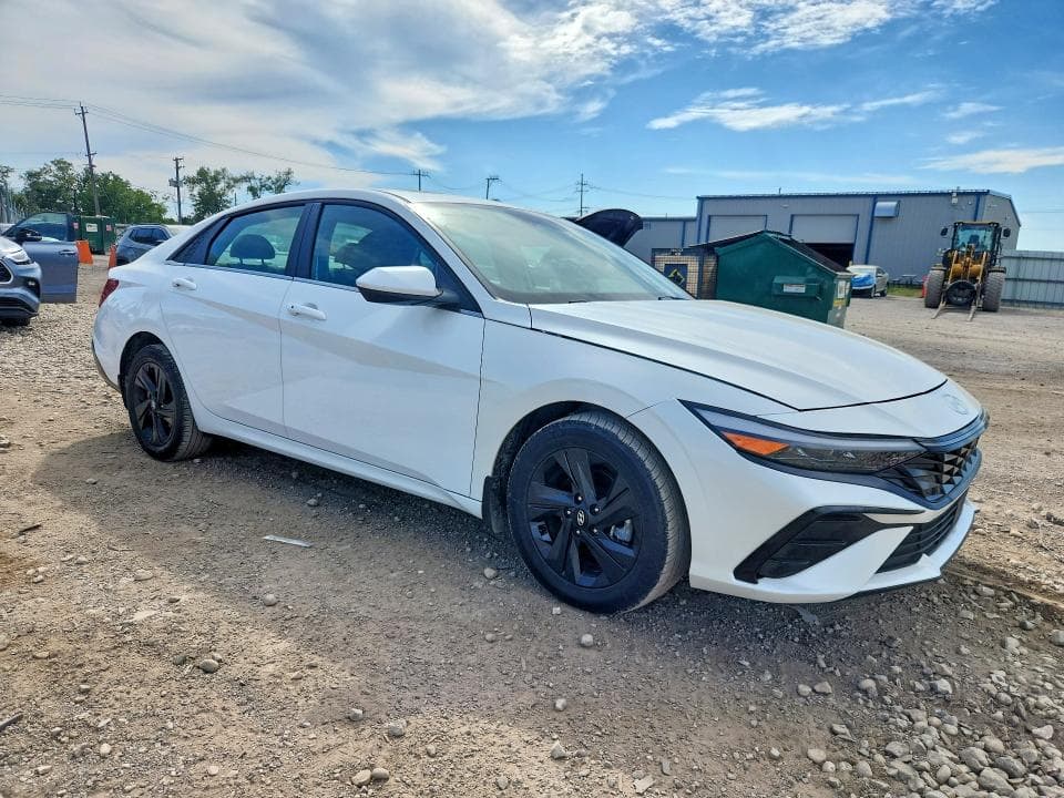 2025 HYUNDAI ELANTRA SEL CONVENIENCE 4