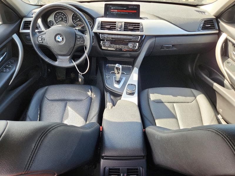 2018 BMW 320 XI 8