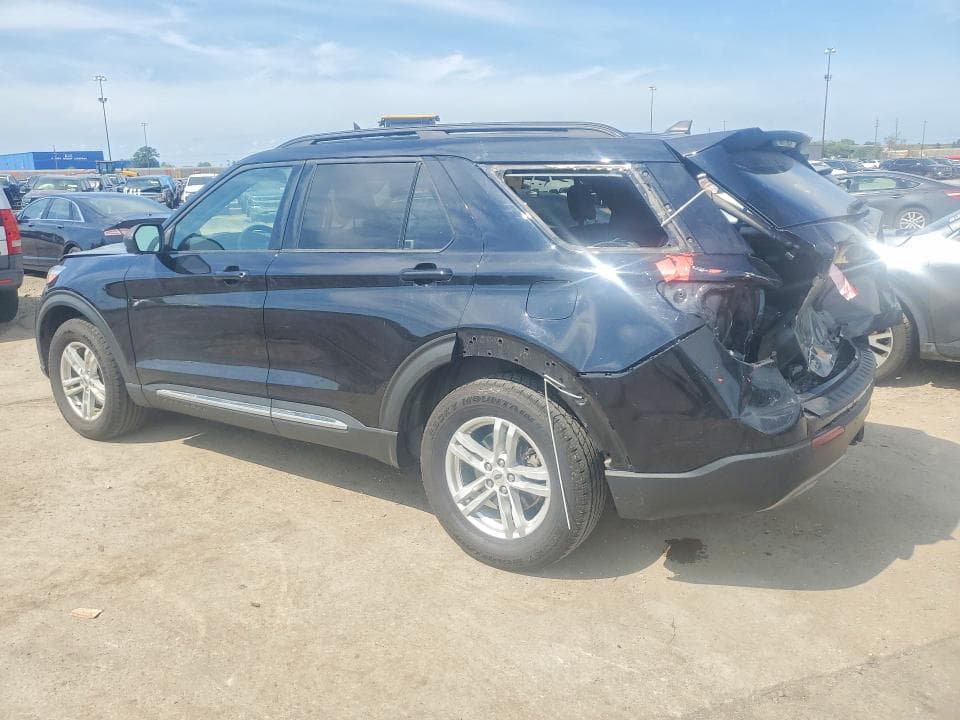 2022 FORD EXPLORER XLT 2