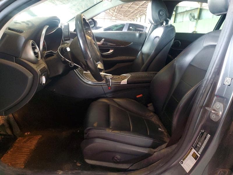 2017 MERCEDES-BENZ C 300 7