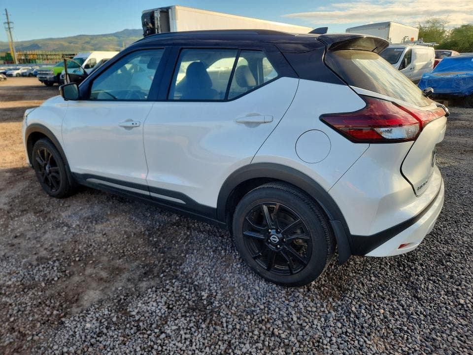 2024 NISSAN KICKS SR 2