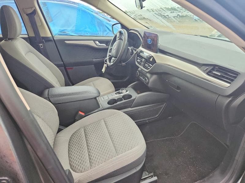 2020 FORD ESCAPE SE 7