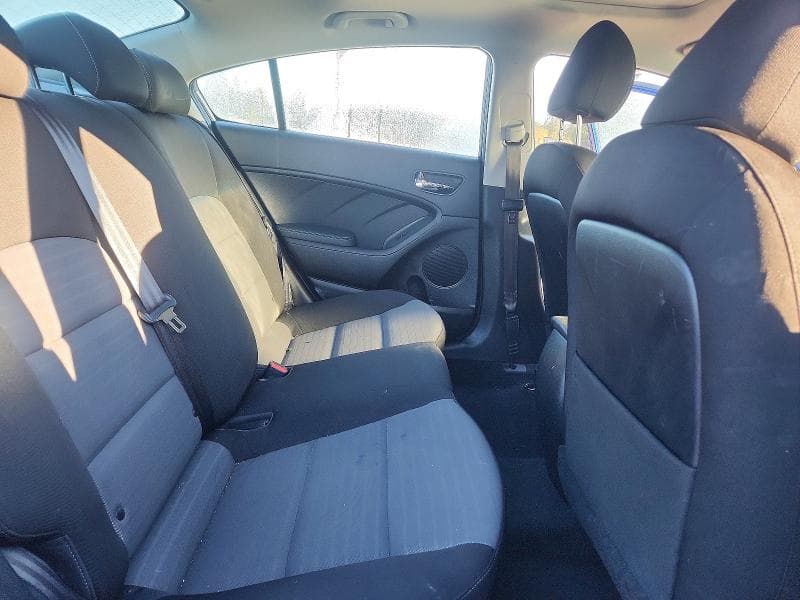 2018 KIA FORTE S 10