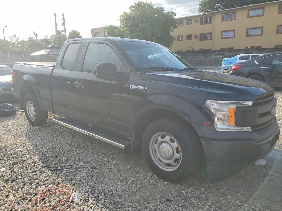 2018 FORD F150 SUPER CAB 4