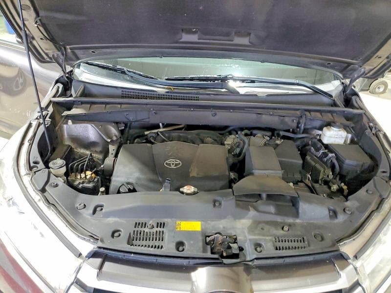 2019 TOYOTA HIGHLANDER XLE 12