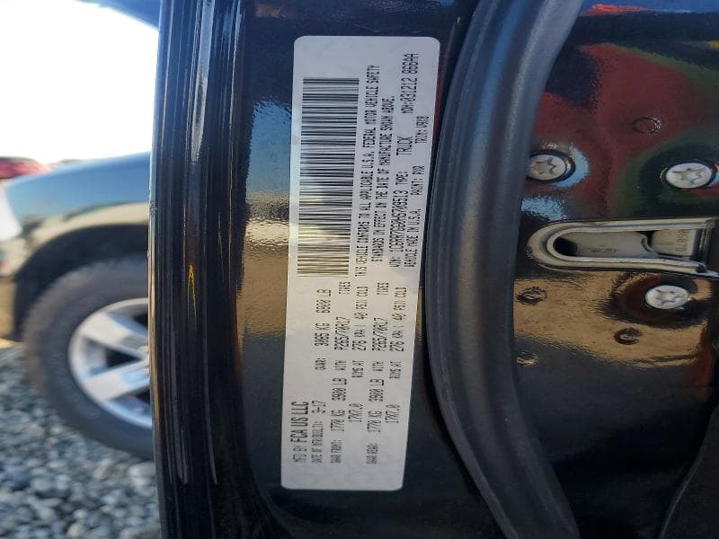 2017 RAM 1500 SLT 12