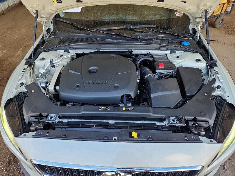 2020 VOLVO V60 CROSS COUNTRY T5 MOMENTUM 11