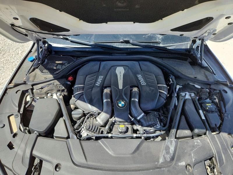 2018 BMW 750 I 11