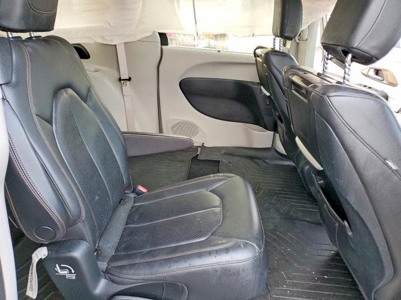 2017 CHRYSLER PACIFICA TOURING L PLUS 11