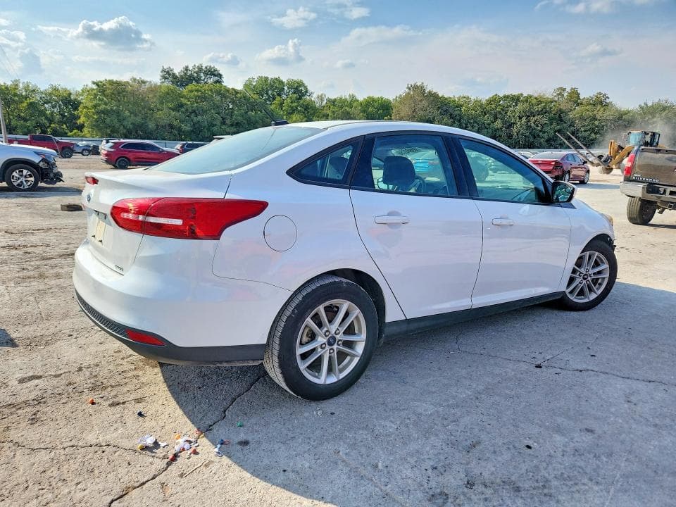 2018 FORD FOCUS SE 3
