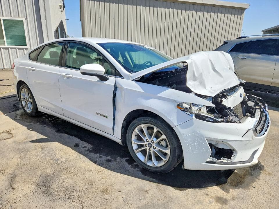 2019 FORD FUSION SE 4