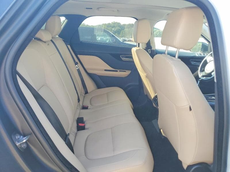 2018 JAGUAR F-PACE PREMIUM 11