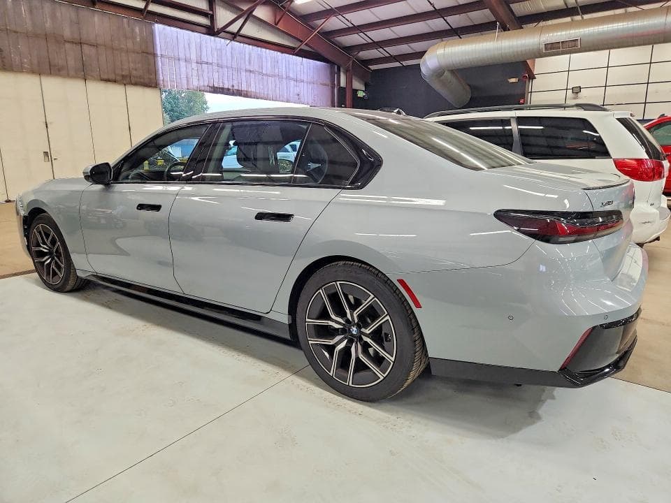 2026 BMW 740 XI 2